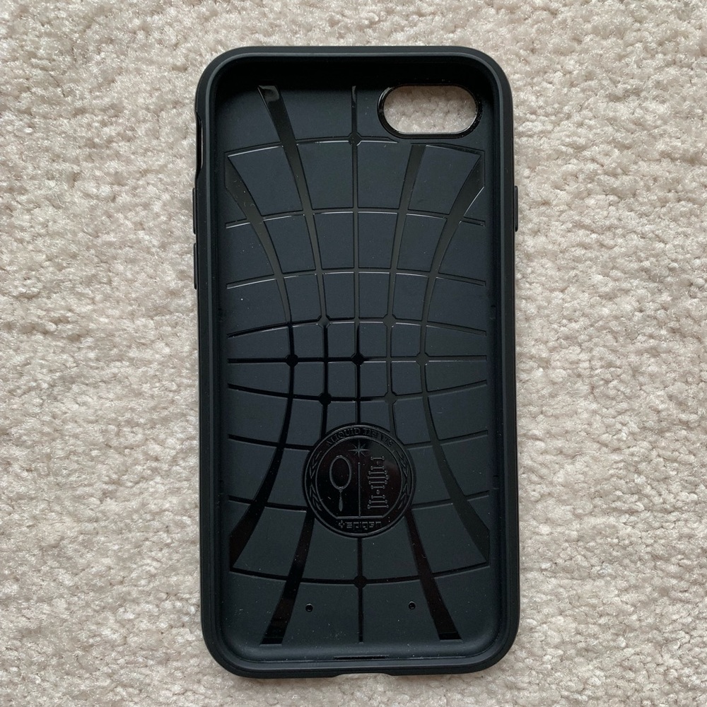 Spigen iPhone 7 black case